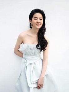 娱乐圈吃瓜刘亦菲是谁呀,揭秘“吃瓜刘亦菲”背后的明星魅力